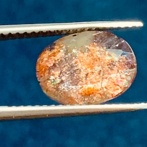 Natural rare Bloodshot Iolite sunstone 1.75 carat  8x10x10x10   MM  Oval shape Faceted Gemstone