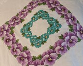 Gorgeous Farmhouse Twin Cotton Bedspread With Scalloped Triangle Borders - Snow White Purple Blue Green - Pre-Owned Great Conditi