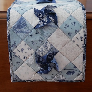 PDF March Winds Spring Quilted Table Runner Pattern Digital Download with 3D Pinwheels