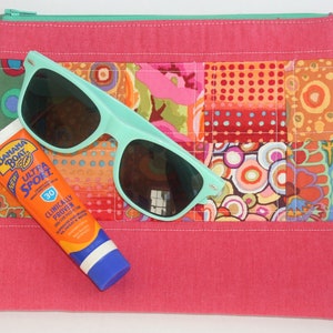 PDF Zippered Patchwork Pouch Pattern--Digital Download, Fast and fun to make and give!