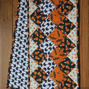 PDF Halloween Quilted Table Runner Pattern Digital Download Pattern ...