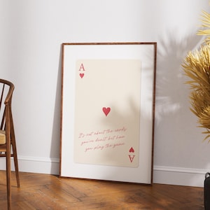 Impressão de Ás de Copas Vermelho | Arte de Parede com Cartas de Baralho Retrô | Pôster com Citações Inspiradoras | Arte Motivacional e Aspiracional Moderna | Decoração para Escritório em Casa