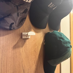Wall hat holder hooks / minimalist hat rack with screw and adhesive tape / baseball cap wall mount