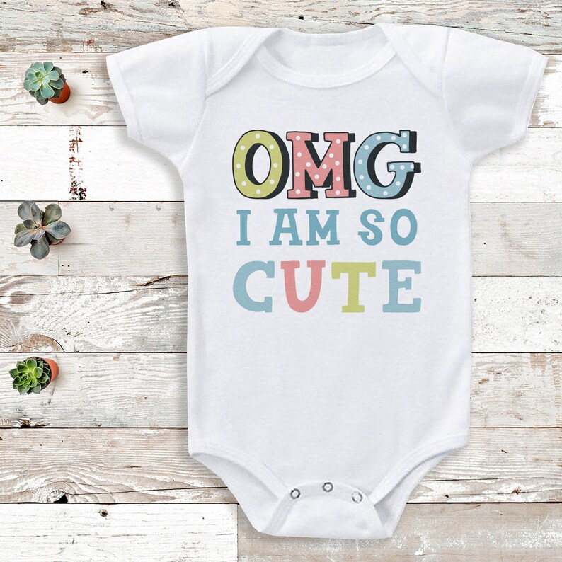 OMG I am so cute Blue design Baby bodysuit gift Baby Vest Baby Clothing image 1