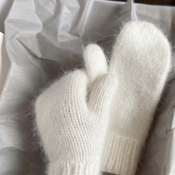 Angora mittens/ handknittedmittens/ winter mittens