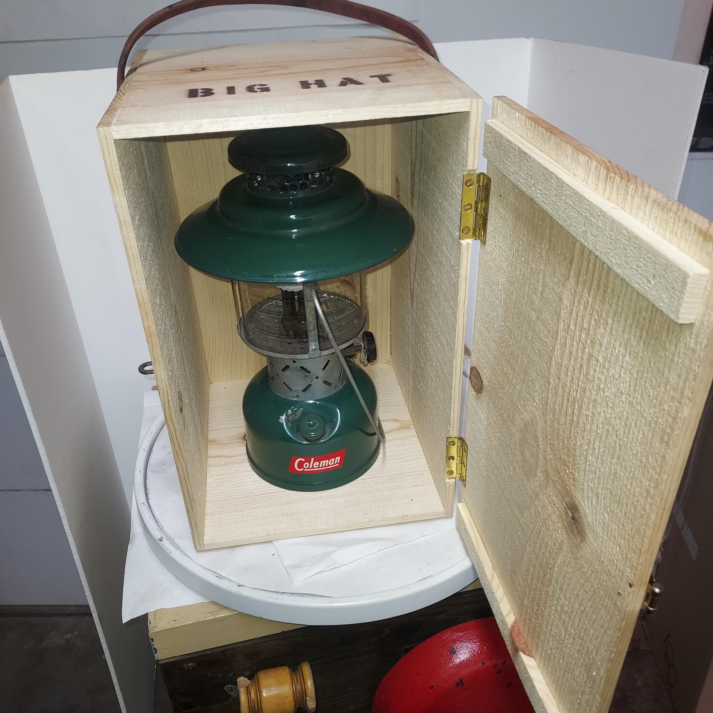 Vintage 1951 Coleman 228E 