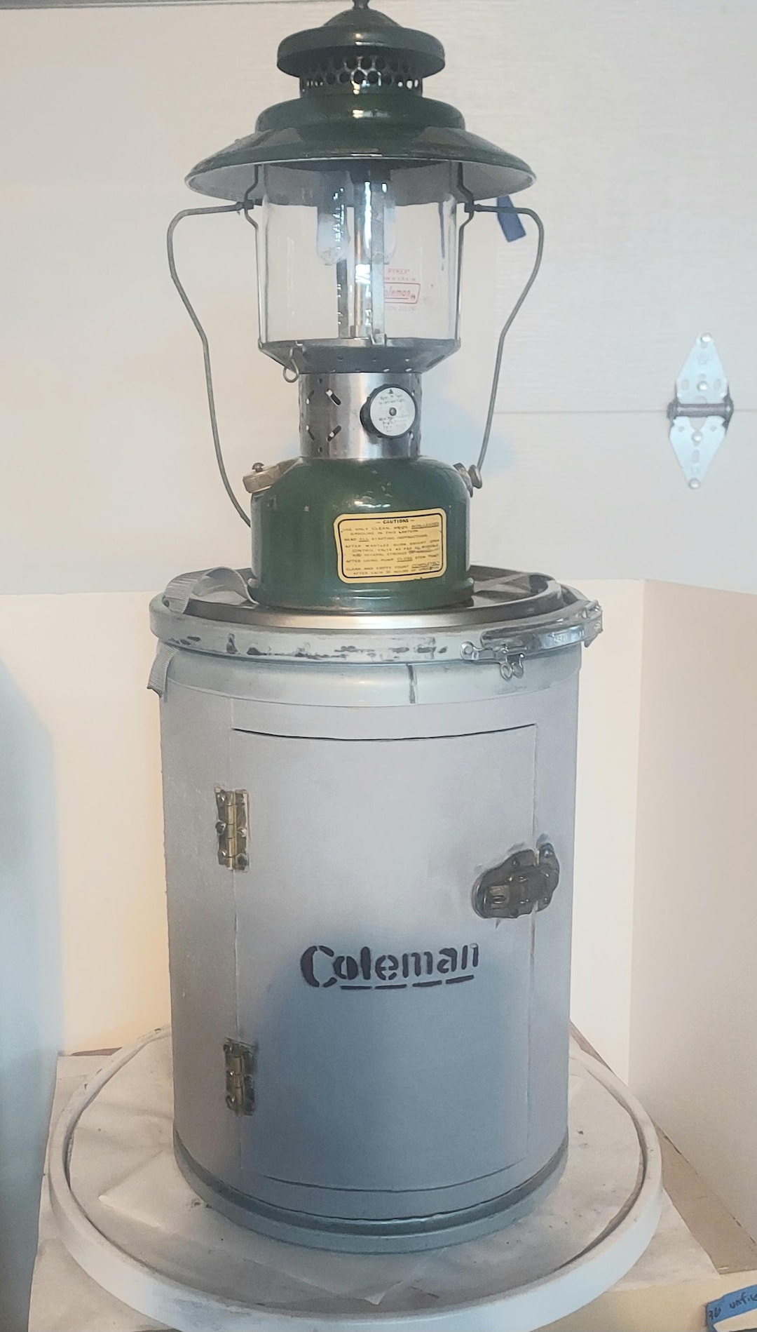 Vintage 1947 Coleman 228C 