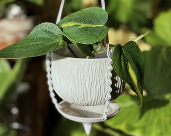 hanging pot in white ceramic and macramé ø12 cm
