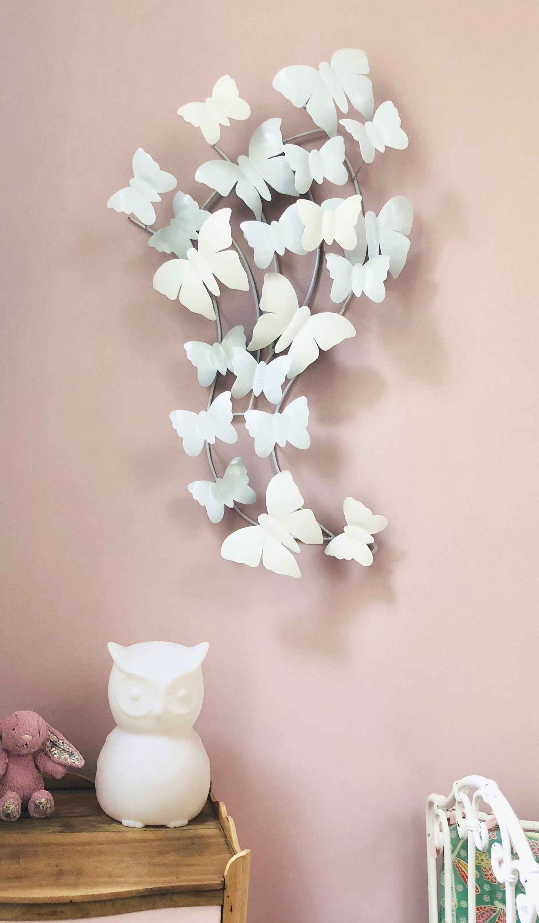 Envol de Papillons Blancs en Métal, Décoration Murale