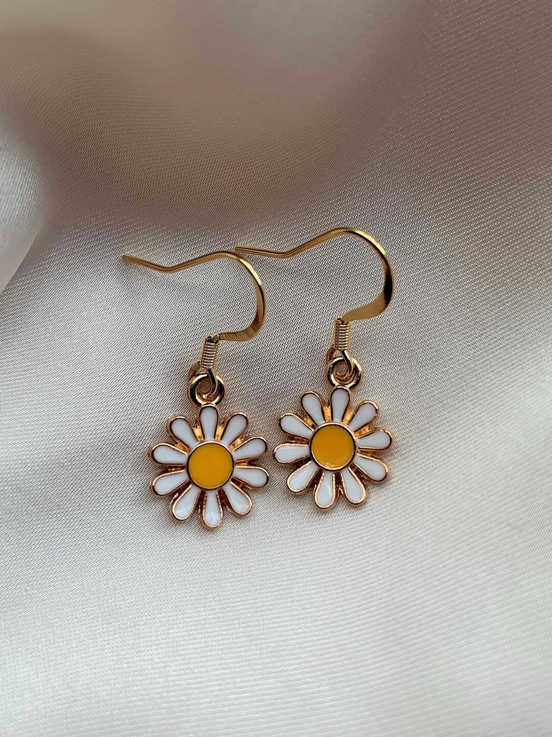 EVELYN Earrings For Women 925 Sterling Silver And Gold-Plated Sunflower Daisy Pendant Drop Earrings Jewellery Gifts For Women And Girls