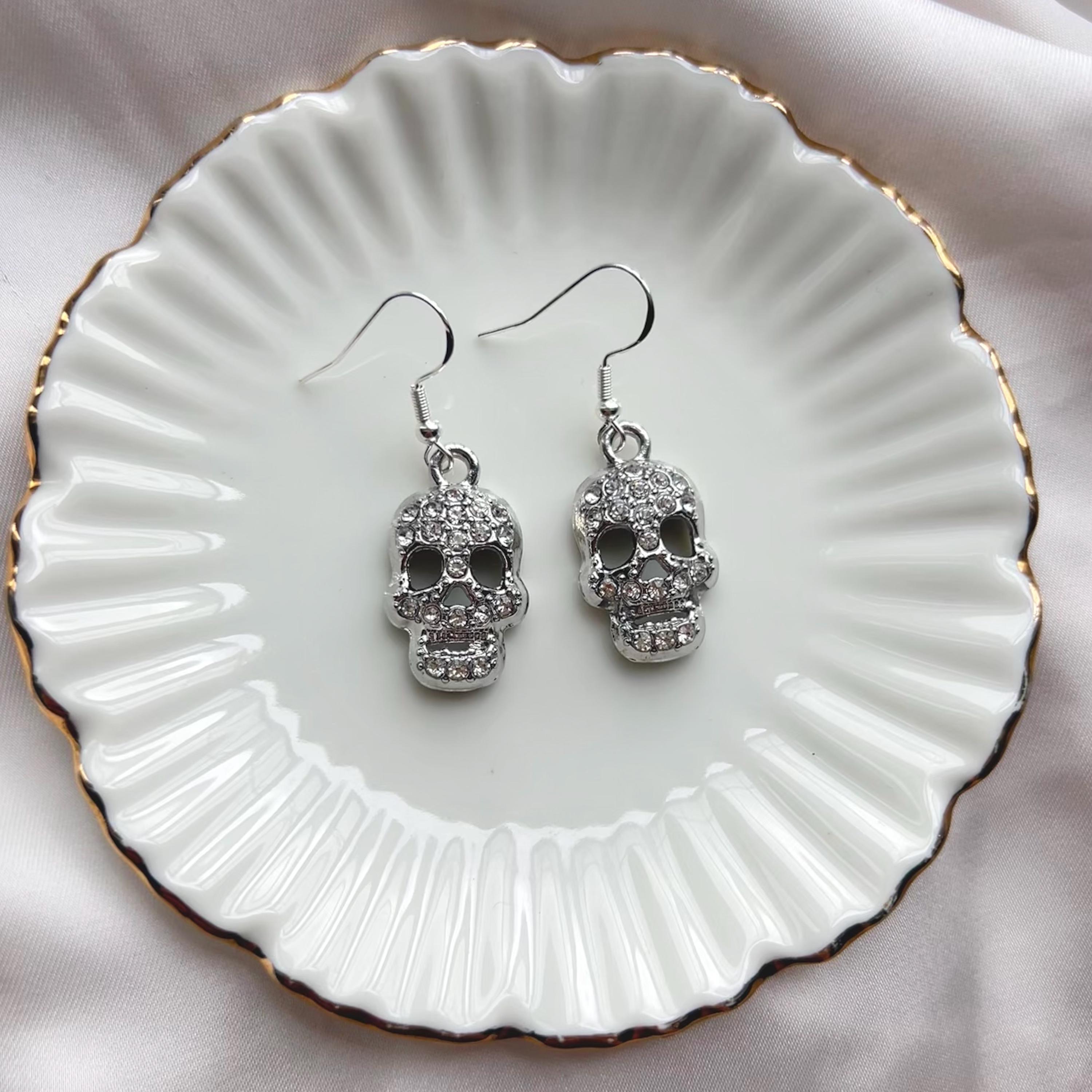 Silver Rhinestone Skull Earrings: Gothic Sparkly Statement  display picture 3