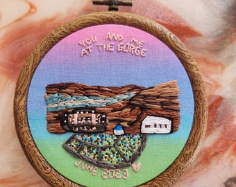 The Gorge Amphitheatre embroidery mini
