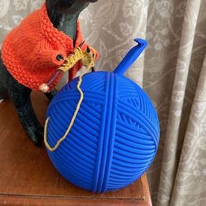 3d Printed Yarn Ball Bowl - Crochet Hook