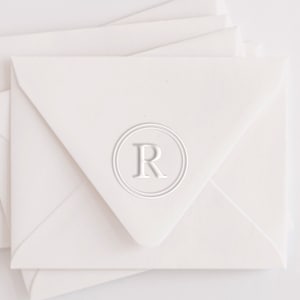 Personalized Monogram Embosser | Single Letter Round Logo | Custom DIY Stationery | High Quality Seal for Wedding Invitations