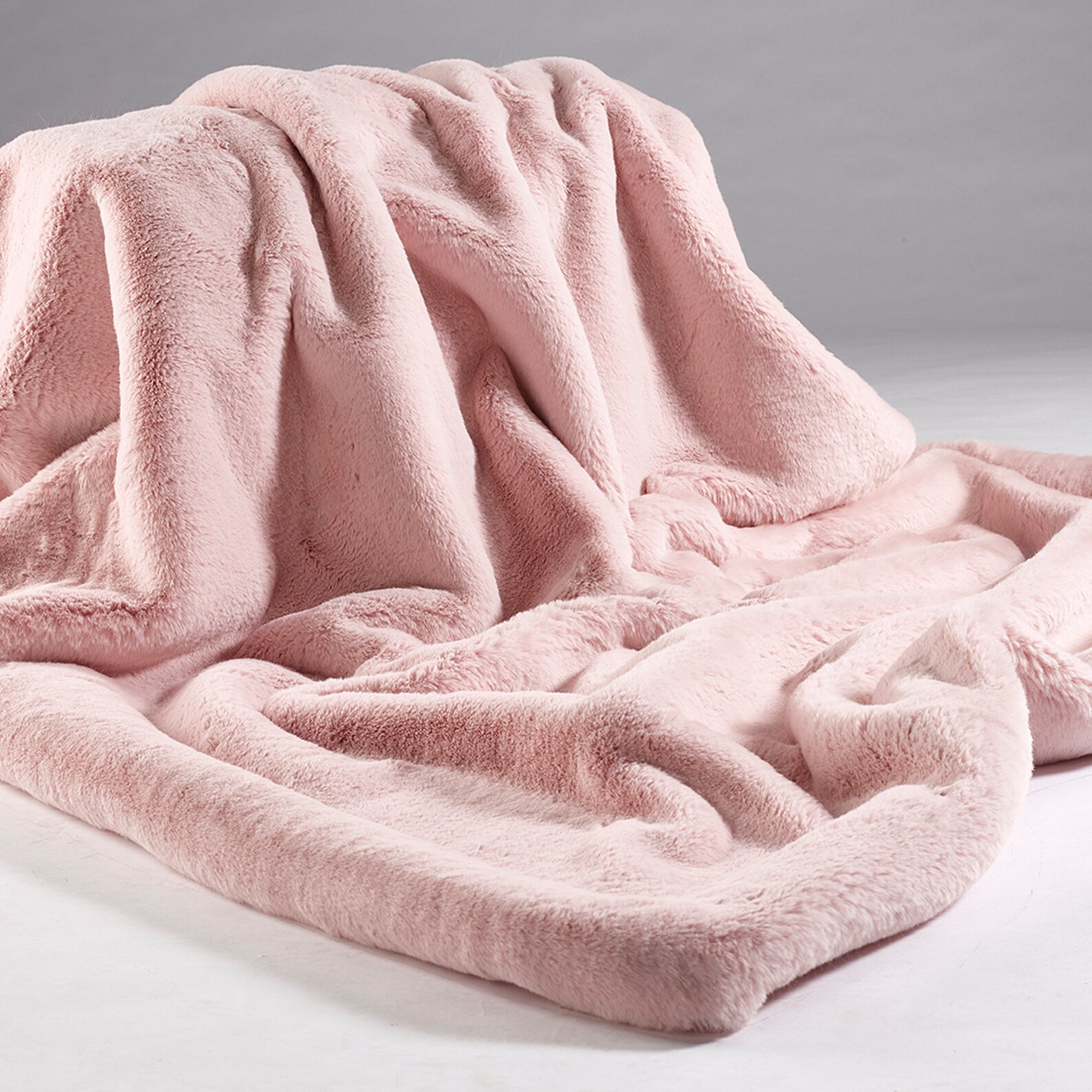 Luxury Faux Fur Throw Soft Pink Coverlet Blanket 2 Sizes Etsy