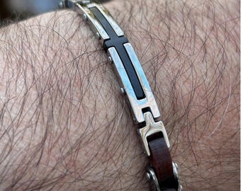 Elegant Men's Wooden & Stainless Steel Cross Bracelet - A Timeless Symbol of Faith and Style