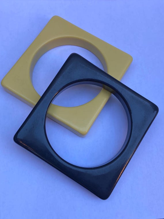 Two Square 60s Vintage Bracket Bangles Grey and Cream - Etsy
