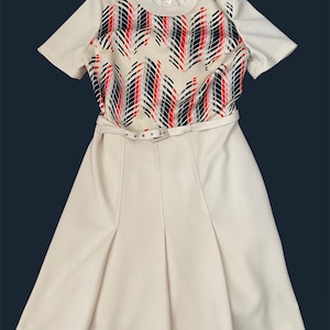 Vestido vintage estilo mod de los años 60 con cinturón, tallas 14 y 16.