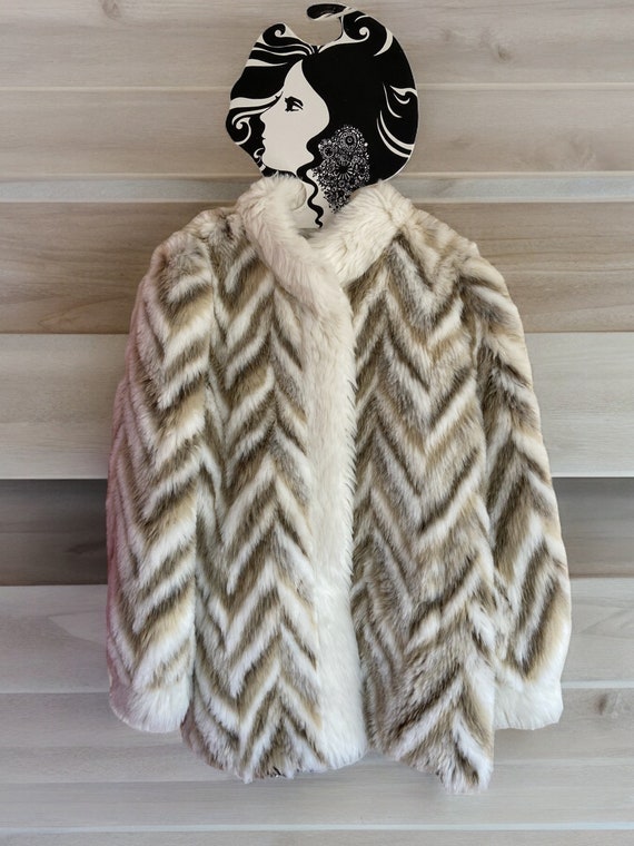ジャケット・アウター acka classical fur coat Vintage Astraka Faux Fur Jacket: Zigzag Pattern, Size 12/14 - Etsy UK