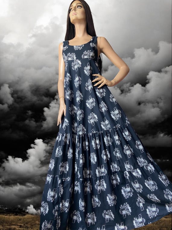 Vintage 70s Maxi Dress: Lowry Style Factory Print, Travers Tempos London, UK 8-10