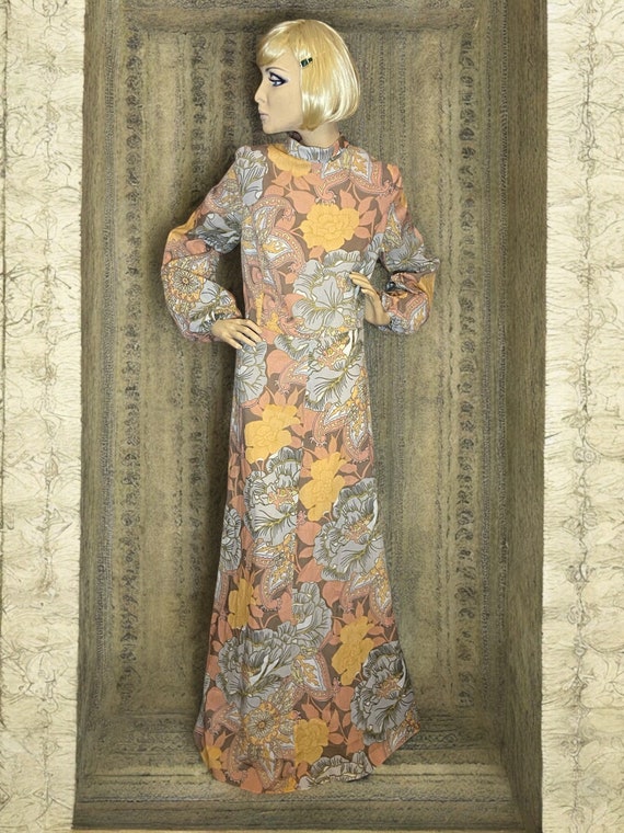 Vintage 70s Floral Maxi Dress: Handmade Cotton Blend, Size 14 16