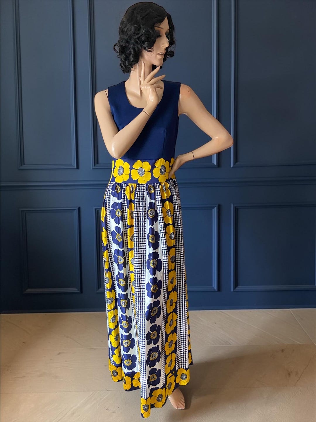 Vintage 70s Concord Flower Print Navy Yellow Maxi Dress 12 14