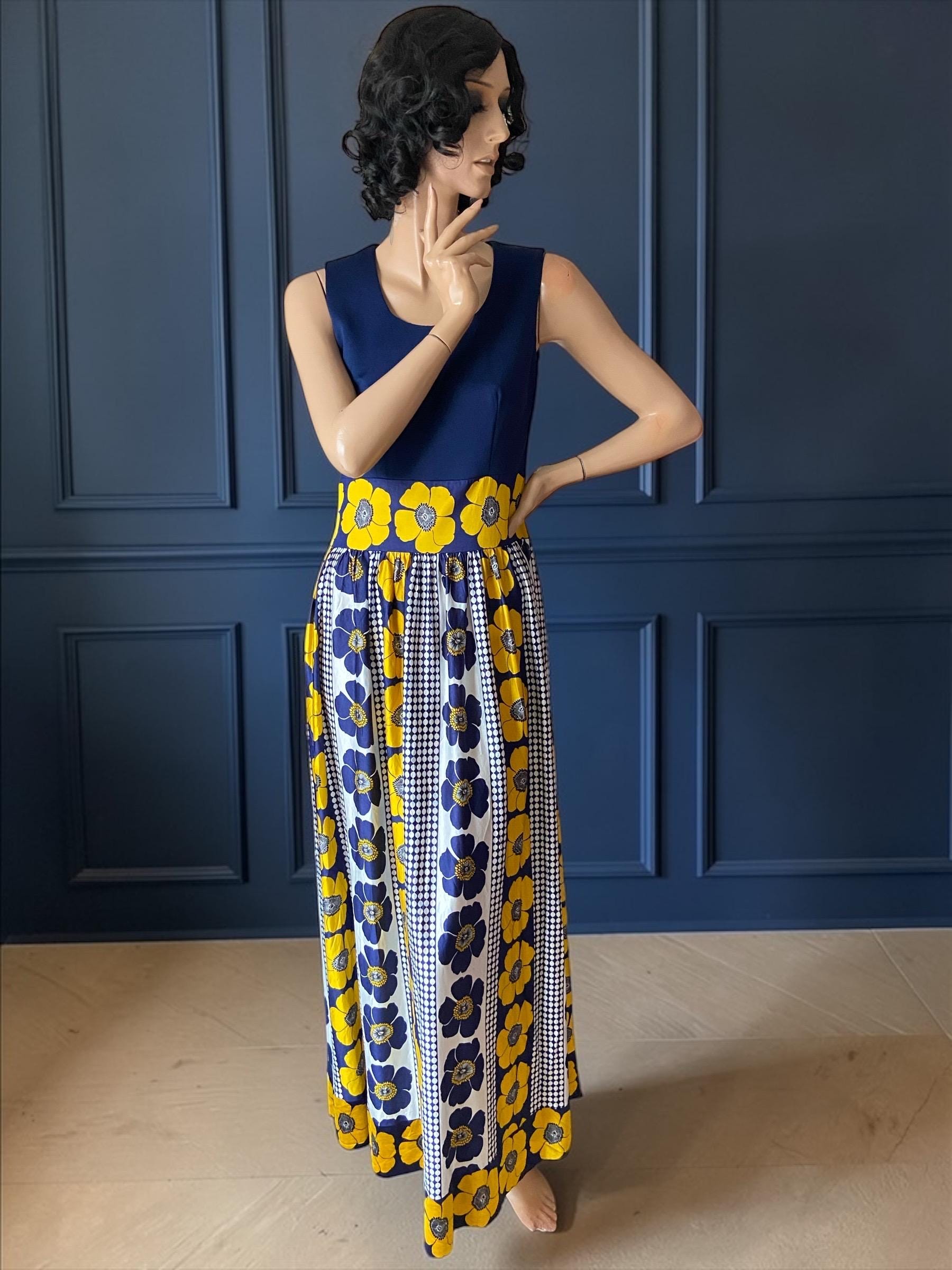 blue and yellow maxi dress Printed With Slit Ideal for brunch or cocktail events. Blue-Yellow Ombre Pleated Belt Chiffon