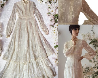 Beautiful vintage 60s 70s daisy lace cream John Charles wedding prom maxi  dress 6 8