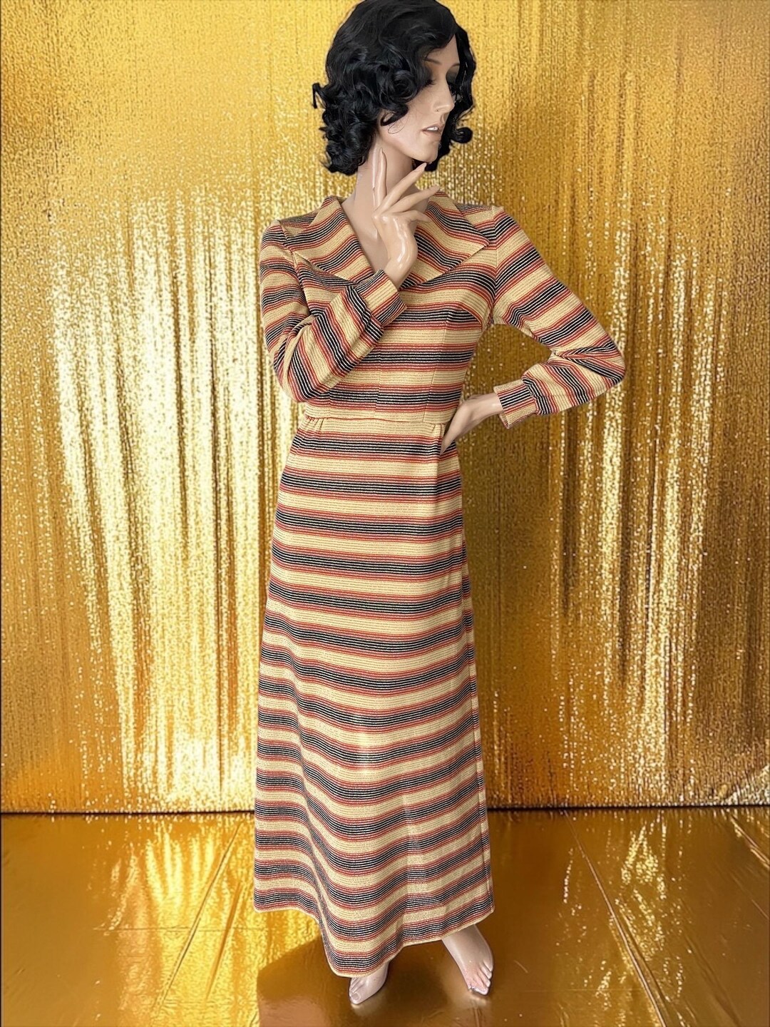 メタリックブラウンのゲイ女性向けヴィンテージ70年代マキシドレス 10