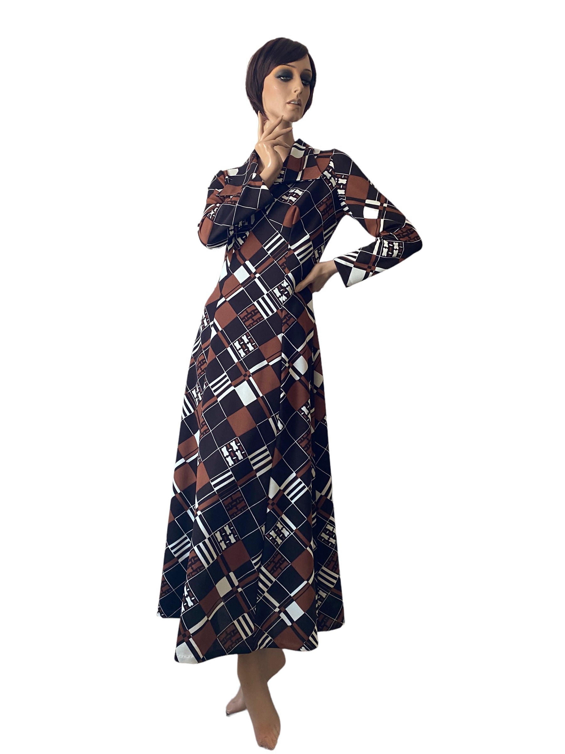 long sleeve geometric dress Plus Size Women's Geometric Print Shirt Dress, Casual Loose Fit Lapel Long Sleeve Midi Dress With Pockets Elegant