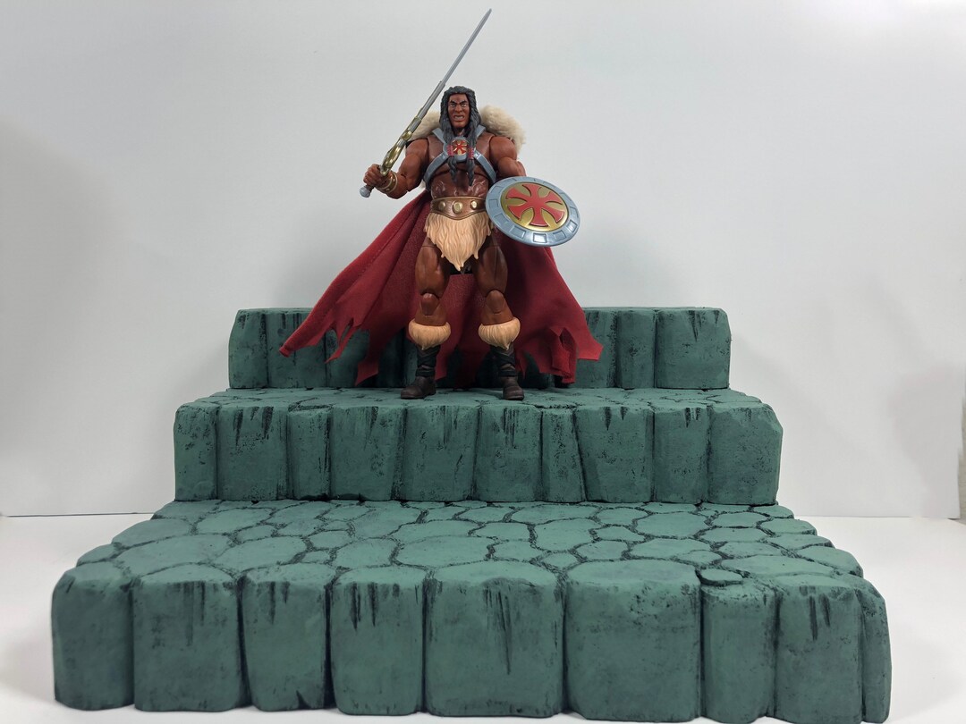 MOTU Castle Grayskull Riser Diorama Base Detolf Action Figure ...