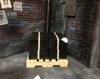 1:12 Scale Small Contraband Pallet Prop Diorama Action Figure Photography