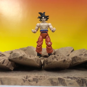 1:12 Scale Tan Smashed Impact Diorama Base Detolf Action Figure Photography