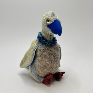 Ty &quot;Buzzy the Buzzard&quot; Bird Beanie Baby, Vintage, Rare and Retired