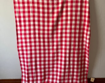 Vintage 1950s 1960s Red and White Cotton Check Tablecloth