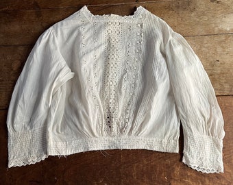 Antique Edwardian Young Girls White Cotton Eyelet Blouse