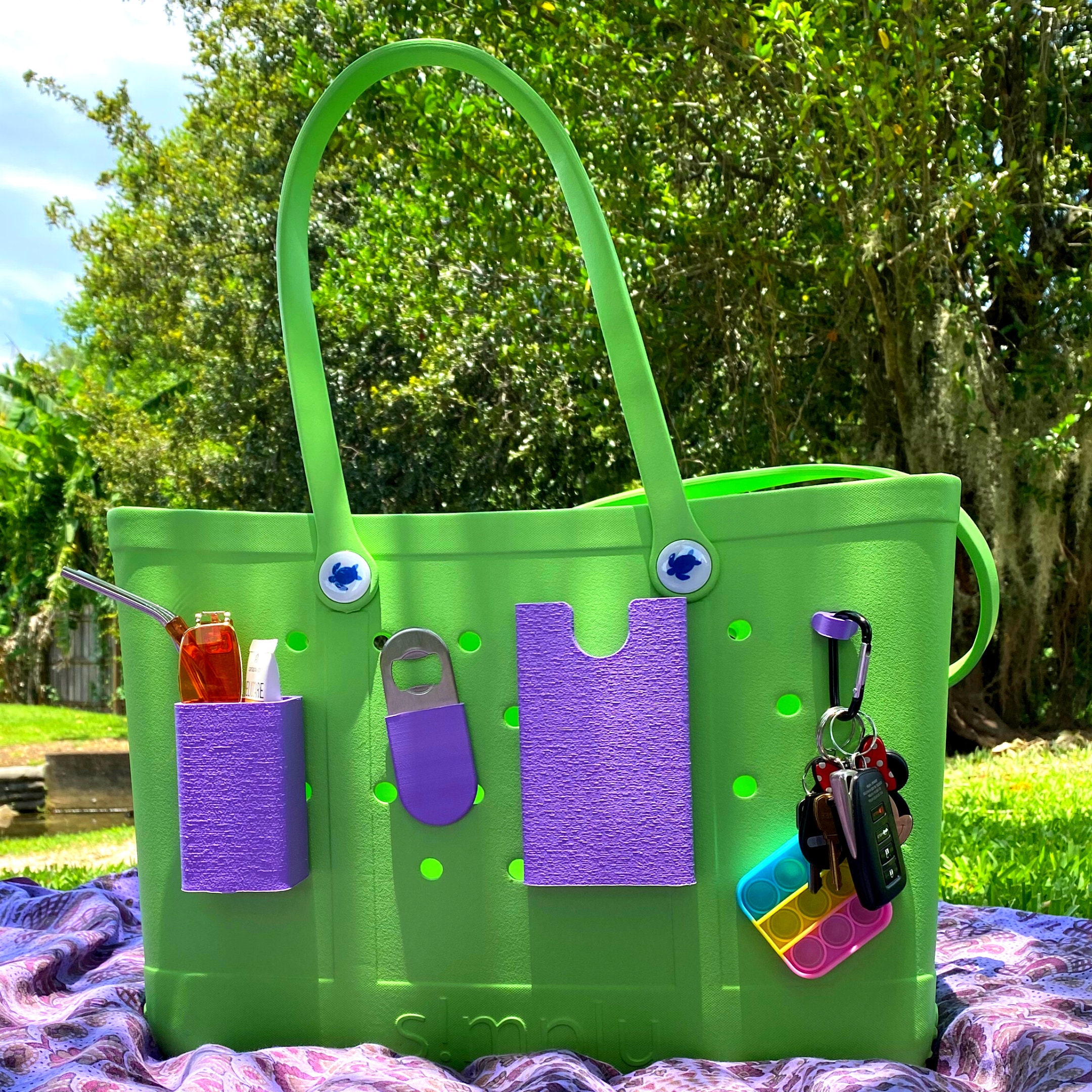  BOGLETS - Bogg Bag Hook HOLDER Charm Accessory - Secure &  Organize Your Valuables in your Bogg Bag - Multiple Color Options! (Black)  : Sports & Outdoors