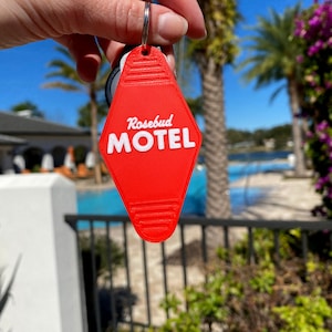 Rosebud Motel Vintage Keychain - Decorative Red Key Tag
