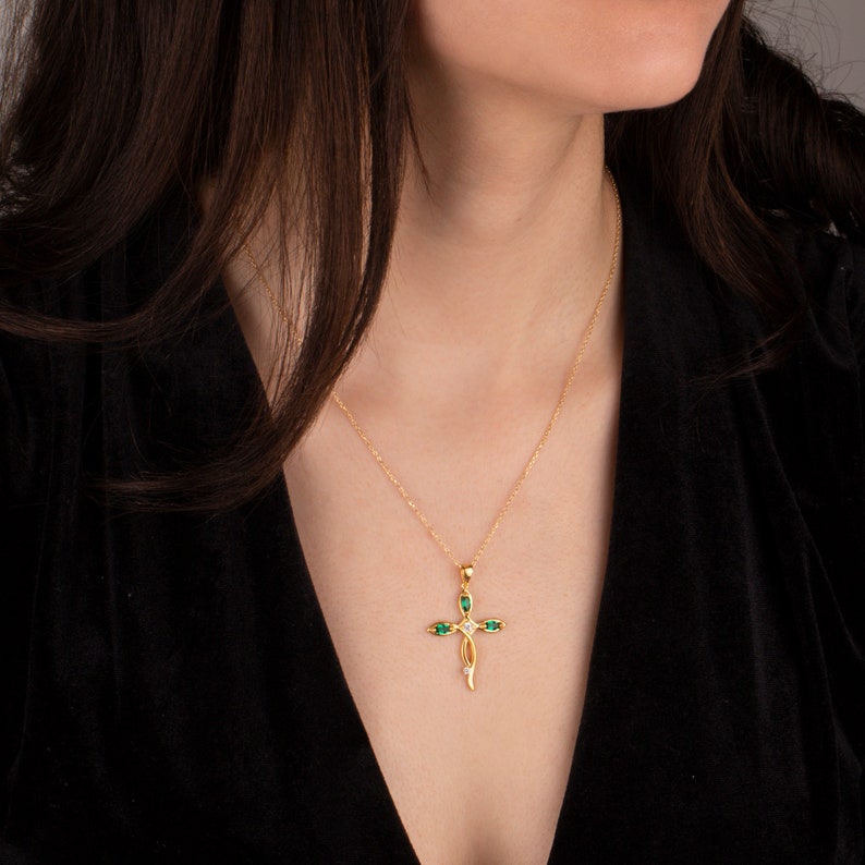 18K Gold Plated Cross Necklace With 