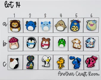 Squishmallo Cute/ Snoop/ blue Clue Charm