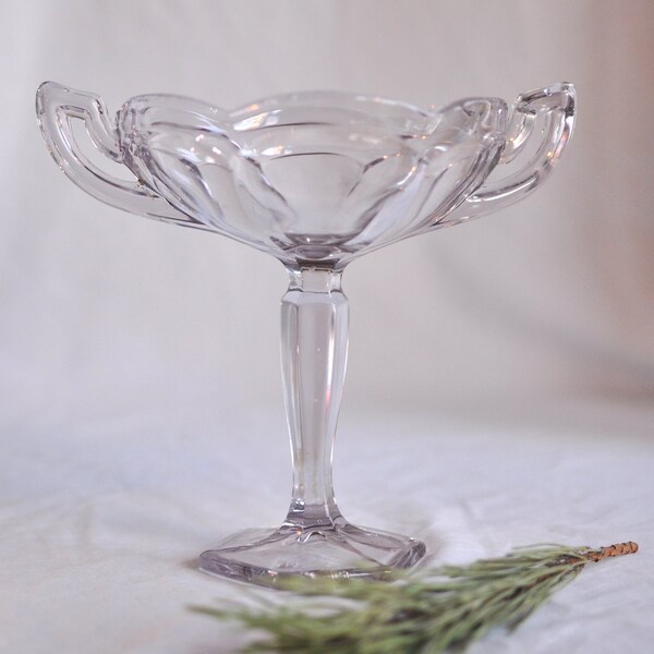 Large Davidson Lilac Glass Dish  | Glass Twin Handled Bon Bon Dish