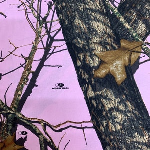 Stof op maat gesneden Mossy Oak Camo, 60&quot; WOF. - Roze of wit