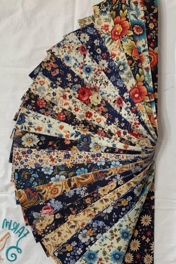 NEW!! 40pc Strip set of Vintage Florals