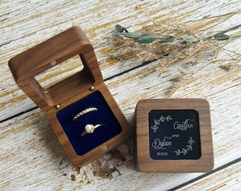 Double Slot Holzring Box, Benutzerdefinierte Hochzeit Ring Box, personalisierte Ring Träger Box, Engagement Holz Ringhalter, gravierte Ringbox