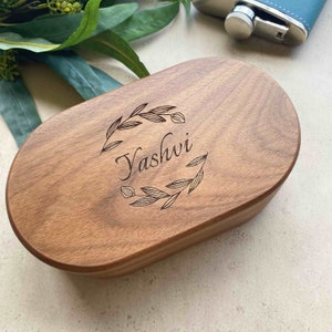 Portagioie in legno inciso personalizzato, portagioie, portagioie semplice, portagioie in noce, portagioie per anelli, bracciali, orecchini a bottone, porta collane