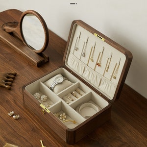 Personalisierte Holz Schmuckschatulle, Schmuckaufbewahrungsbox, Schmuckveranstalter, handgefertigte Schmuckschatulle, Schmuckschatulle für Frauen, Mädchen, Geschenke für sie