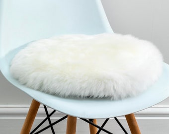 Natural White Round Sheepskin Chair Pad