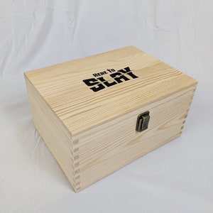 Here to Slay | Medium Engraved Box and Game Organizer