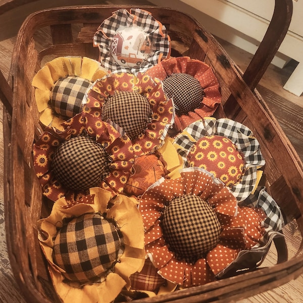 Farmhouse Decor Flower, Primitive Homespun Fabric Sunflowers, Country Home Decor, SOLD INDIVIDUALLY for Spring Summer Fall