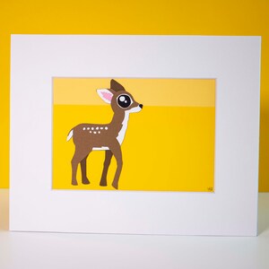 Illustration originale de papier découpé à la main par un cerf